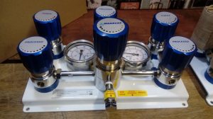 Central de Primeiro Estágio para Gases Especiais - Dupla e Manual